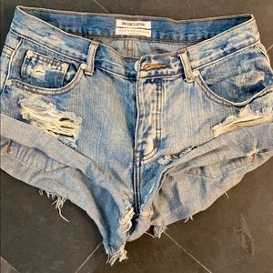 One X Oneteaspoon bandits shorts.